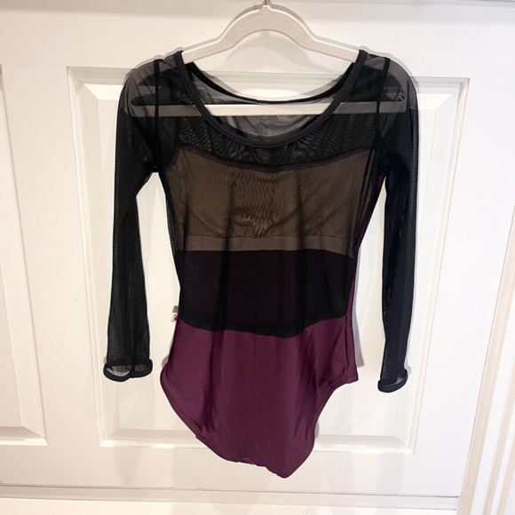 Yumiko Meagan Burgundy with Mesh Small - Picture 2 of 7